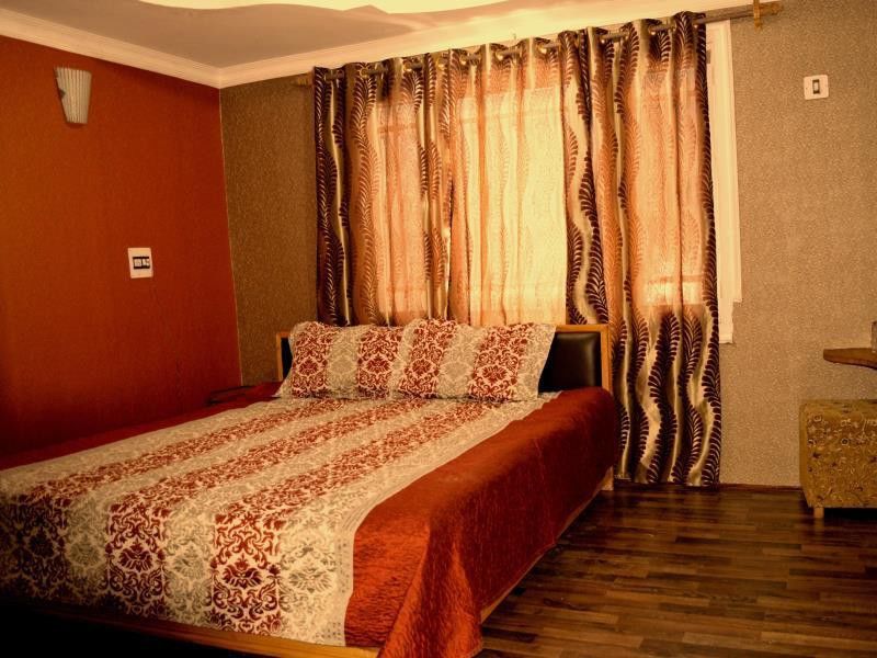 Paristan Resort Pahalgām Kültér fotó